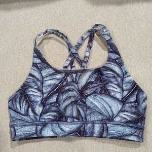 Lululemon Strappy Energy Bra - Mini Concrete Jungle Alpine white/blue size 4